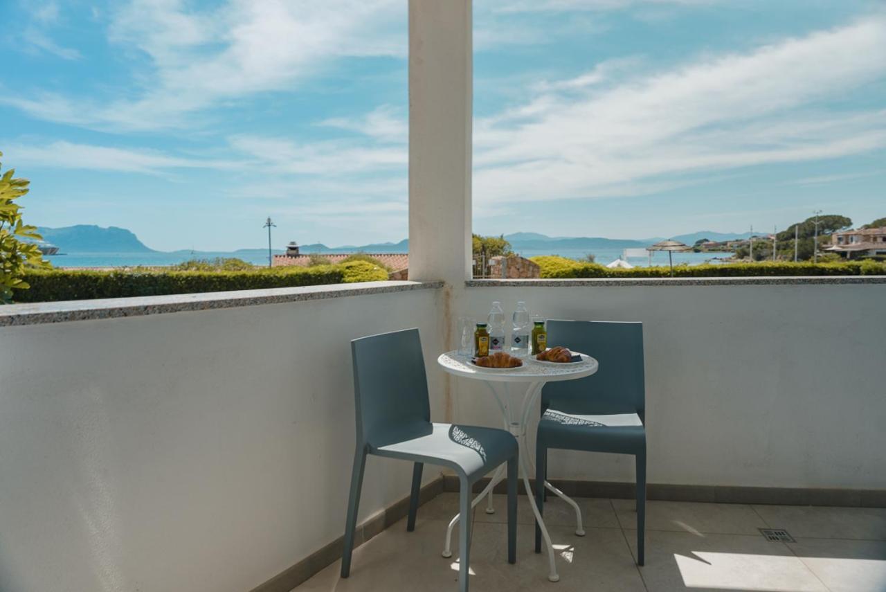 Rooms, Affittacamere Maksim Golfo Aranci Exterior photo